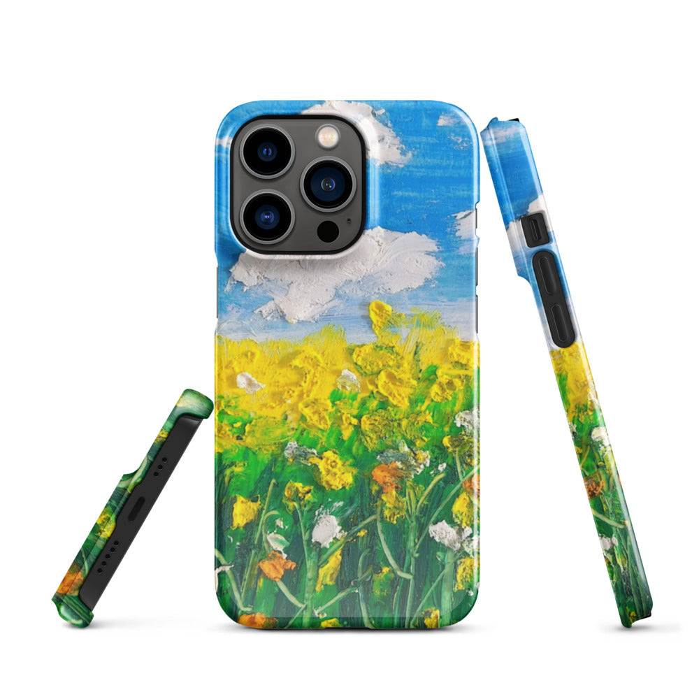 Détail de la coque iPhone Fine Prairie montrant le design fleuri et la finition lisse.