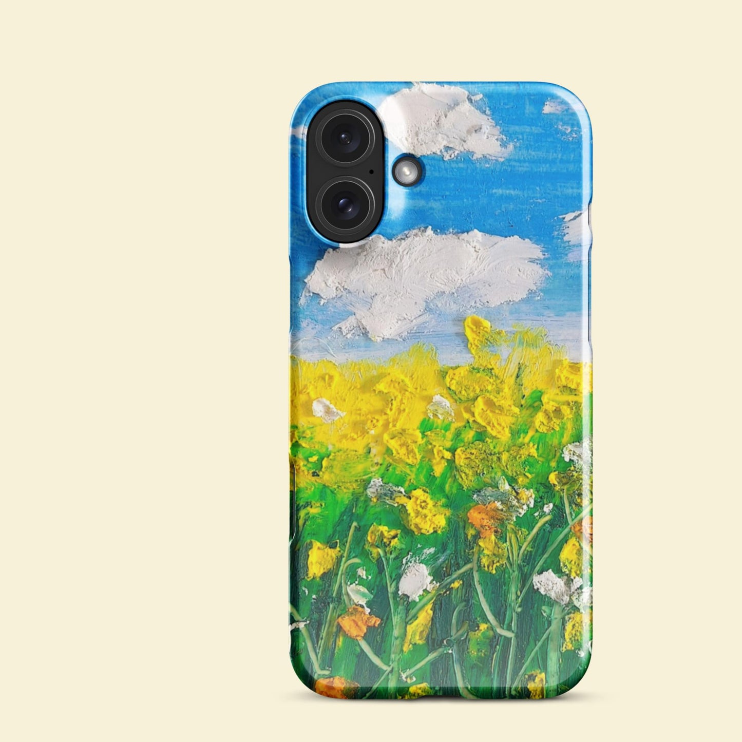 Zoom artistique sur la coque iPhone Fine Prairie, alliance de nature et d’élégance moderne.