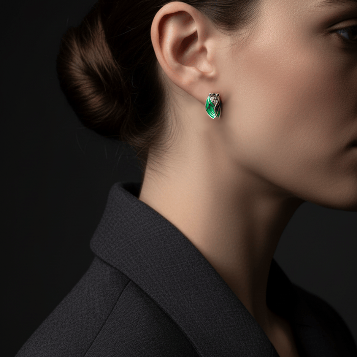 Boucles d'oreilles Cigale – Argent 925 & Émail Artisanale | Symbole de Renouveau XinWuSi